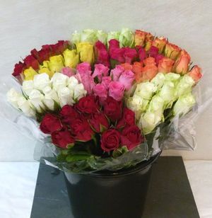 BQT 10 ROSES 40CM MB UNIES